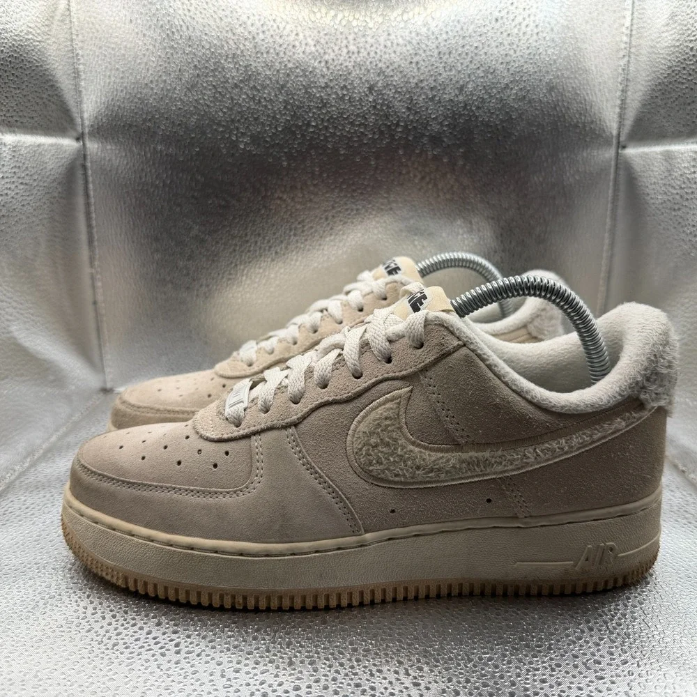 Size 8 Nike Air Force 1 '07 SE Sand Drift Fleece‎ Womens Sneakers DQ7583-001